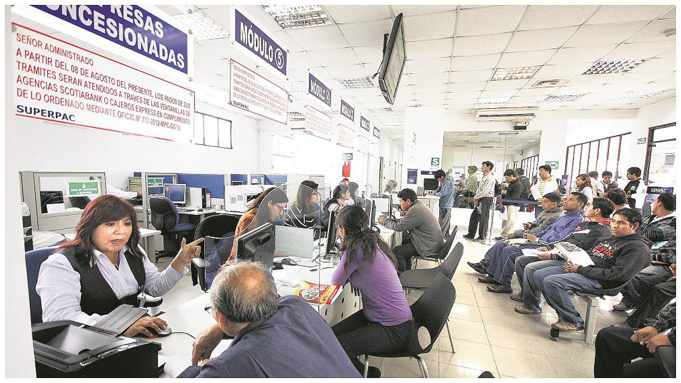 Aumenta la presencia de la mujer en el sector público