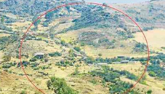 Cerro en Pilchaca vieja es un riesgo para sus pobladores 