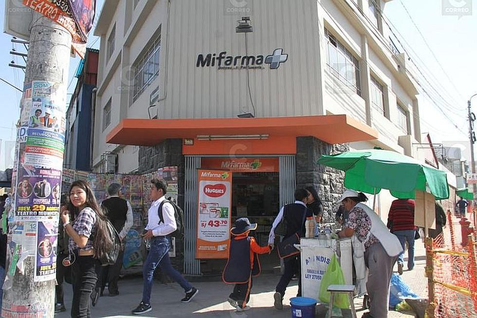 Actividades se desarrollan con normalidad en Arequipa, solo hay marchas (FOTOS)