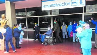 Médico de alta luego de estar 45 días en UCI de hospital de Essalud en Huancayo