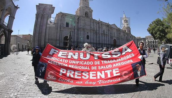​Sindicatos del hospital Honorio Delgado no descartar iniciar huelga
