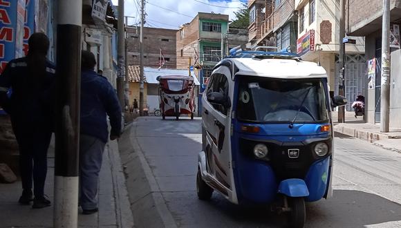 Investigan casos de licencias bambas de motos en Huancavelica.