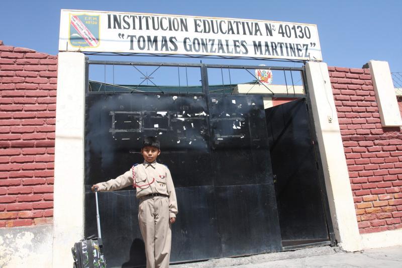 Colegios estatales cierran y privados van en aumento