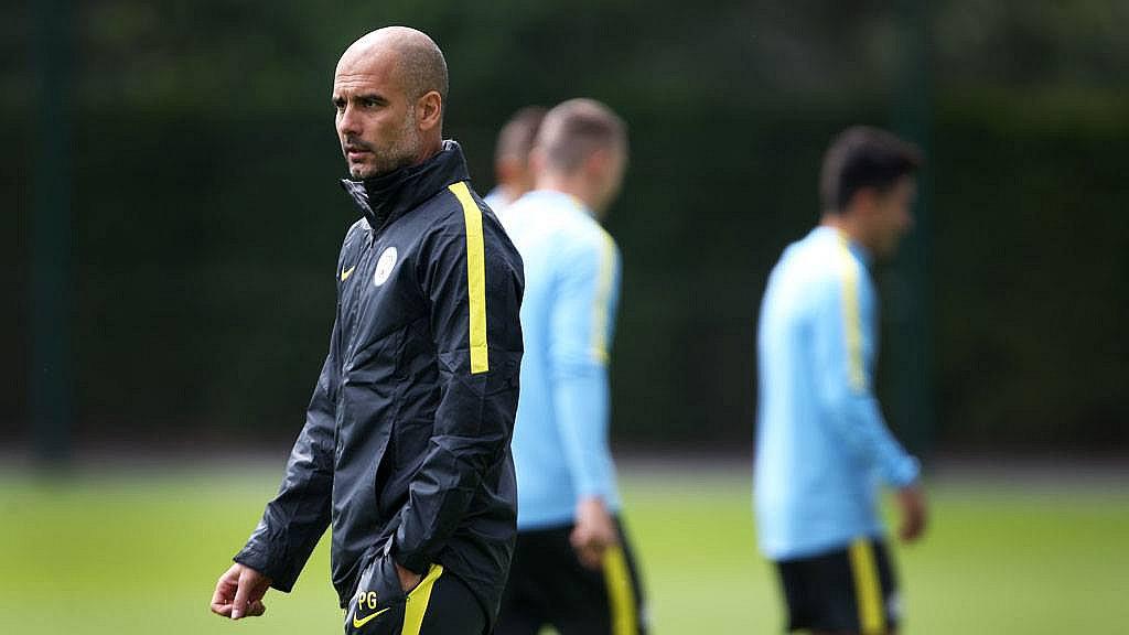 ​Guardiola dirige su primer entrenamiento con el Manchester City (VIDEO)