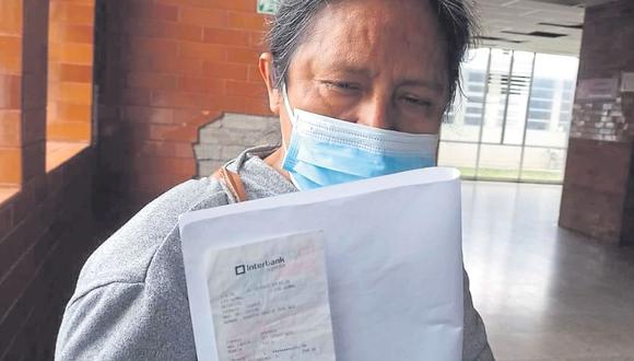 Desesperada porque su hijo de tres años está enfermo, una mujer depositó S/ 280 pero nunca recibió el insumo.