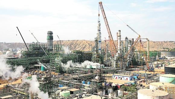 Petroperú: la refinería de Talara incrementará la capacidad de refino de Petroperú que de 65 mil barriles pasará a producir 95 mil de barriles diarios.