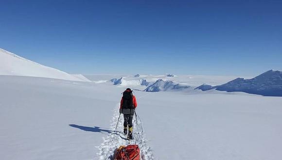 Hombre cruza la Antártida por primera vez a pie, solo y sin ayuda 