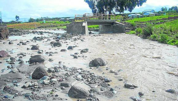 Puno: lluvias aislan a unas 300 familias del distrito de Juli en Chucuito