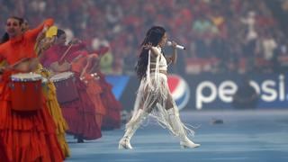 Con ‘Señorita’ y ‘Bam Bam’: Camila Cabello se presentó en la previa del Real Madrid vs. Liverpool (VIDEO)