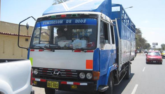 Asaltan Camión Y Roban 30 Mil Soles En Mercaderia Peru Correo 3070