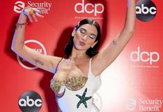 Dua Lipa y el osado look que lució en los American Music Awards 2020