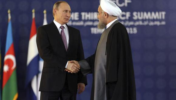 Vladimir Putín promete lealtad y "no apuñalar por la espalda" a su aliado iraní