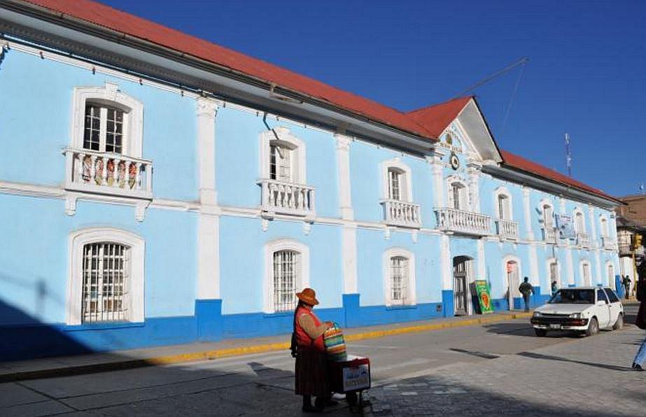 Entérate de las disputas internas de terrenos en el Glorioso San Carlos de Puno
