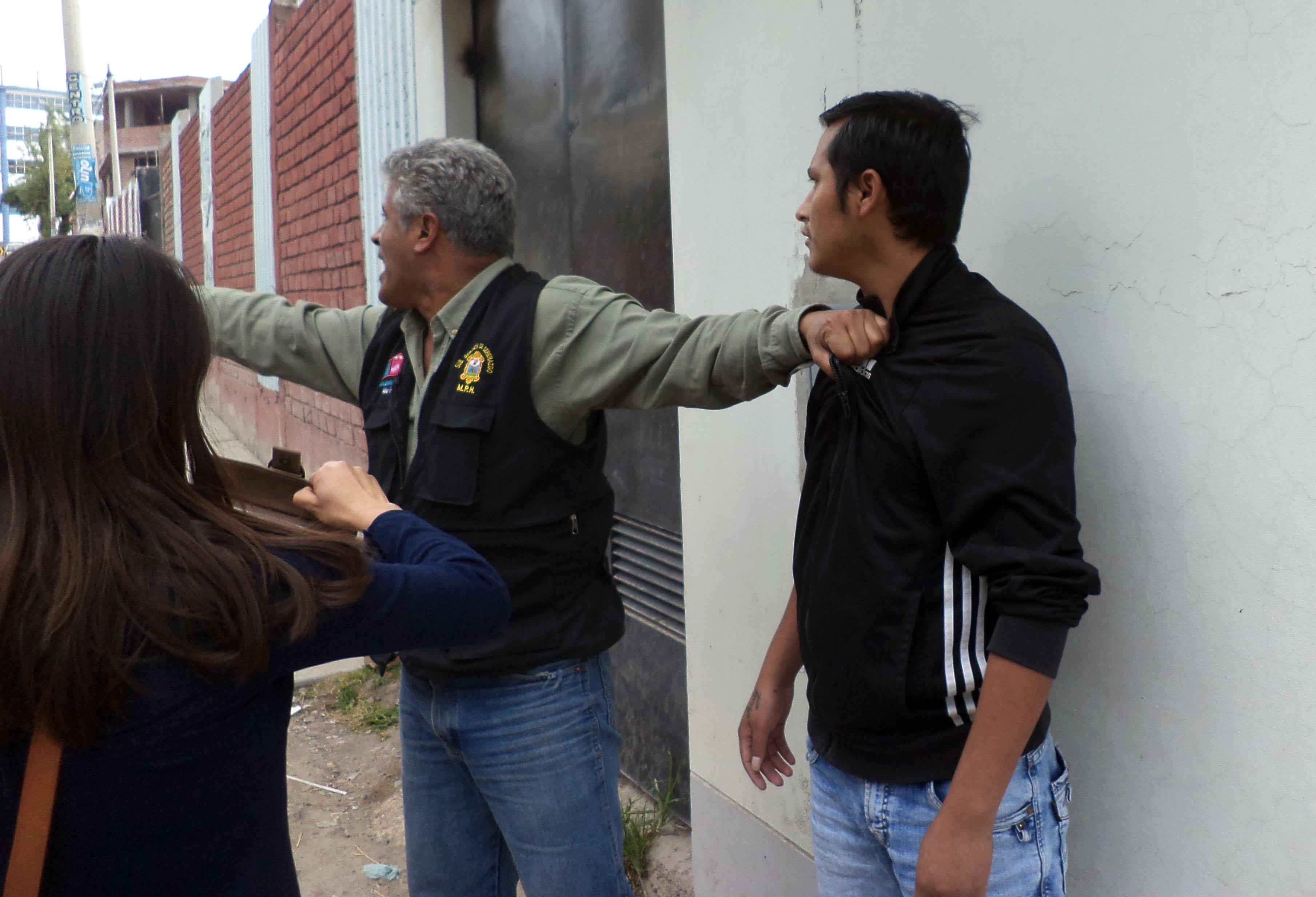 Intervienen a presuntos asaltantes