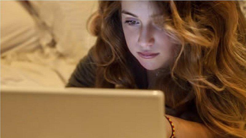 Uso abusivo de Facebook podría generar envidia de la vida que llevan los demás