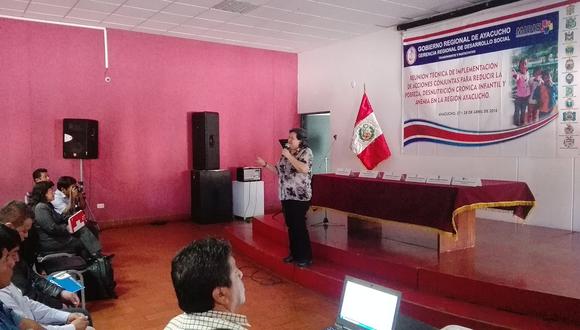 Viceministra del MIDIS evalúa sector salud en Ayacucho 