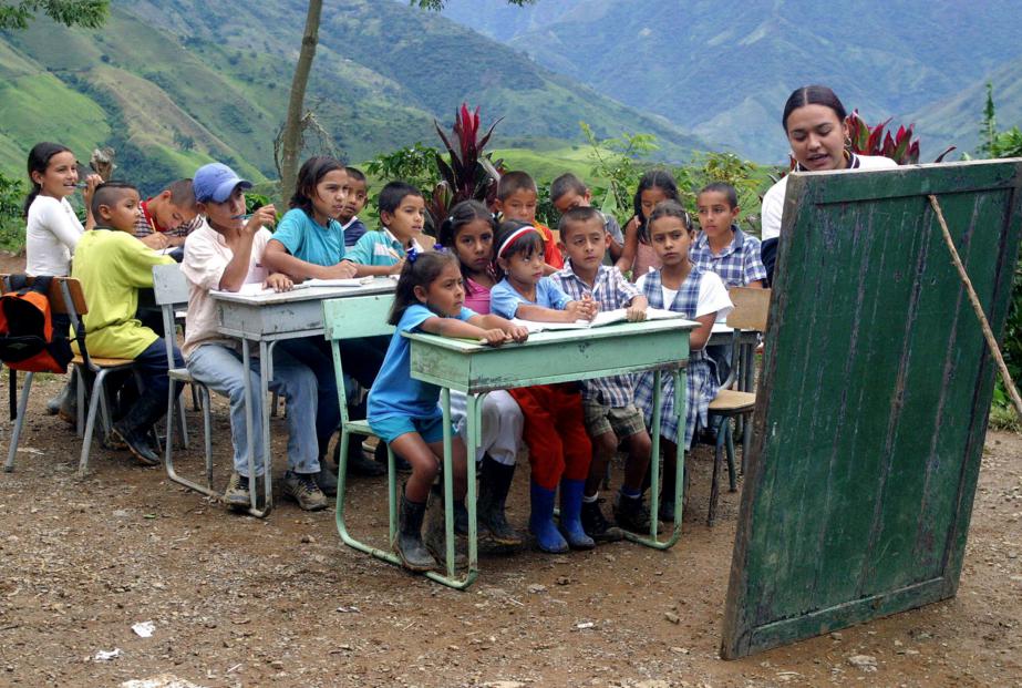 Perú, Chile y EE.UU., entre los once países con más desigualdad educativa