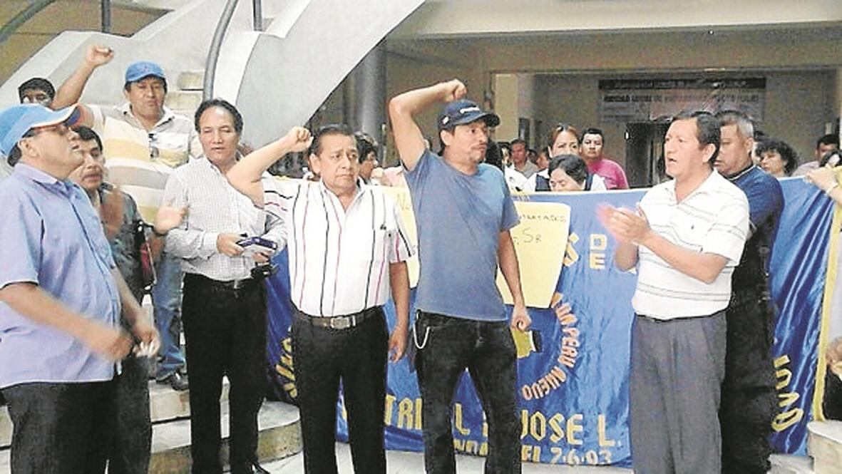 Lambayeque: Huelga indefinida inician trabajadores de JLO