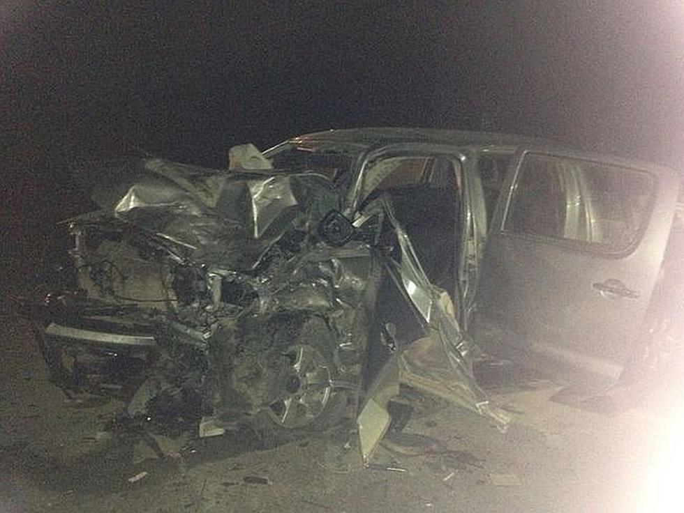 Seis personas heridas en choque frontal de camionetas