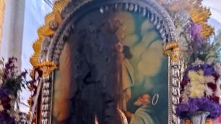 Imagen del Señor de los Milagros se incendia durante misa en Ayacucho