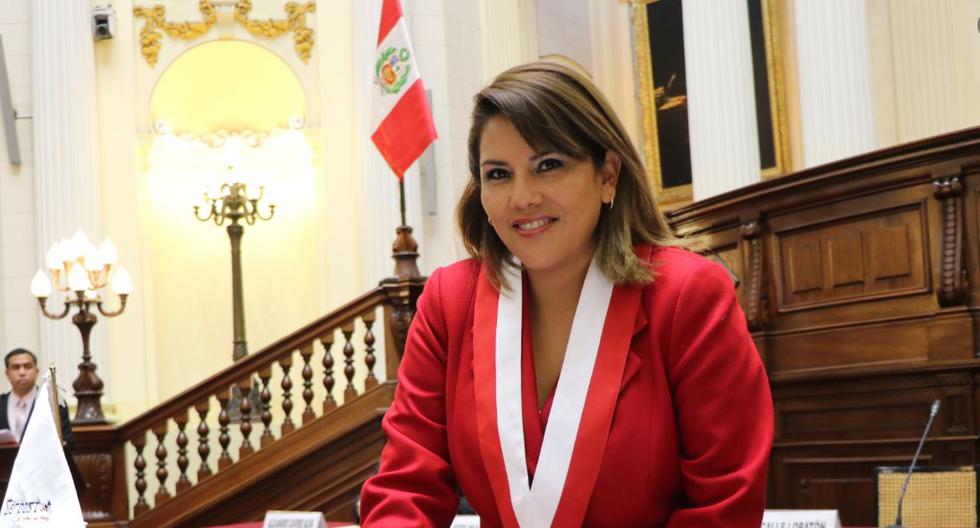 Digna Calle Presentan Moción De Censura En Contra De Segunda Vicepresidenta Del Congreso 