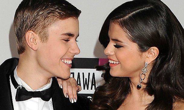 Selena Gómez pasea en bicicleta junto a Justin Bieber tras ruptura con The Weeknd (FOTOS)