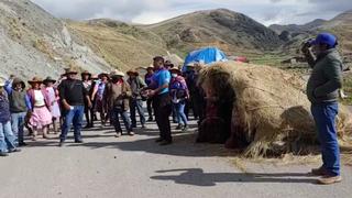Bloqueo del Corredor Minero se agudiza en Cusco: pobladores levantan chozas en plena vía (VIDEO)