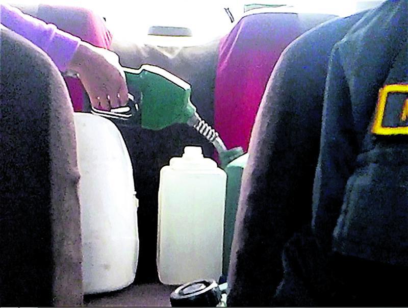 PNP, denunciado por  robo de combustible