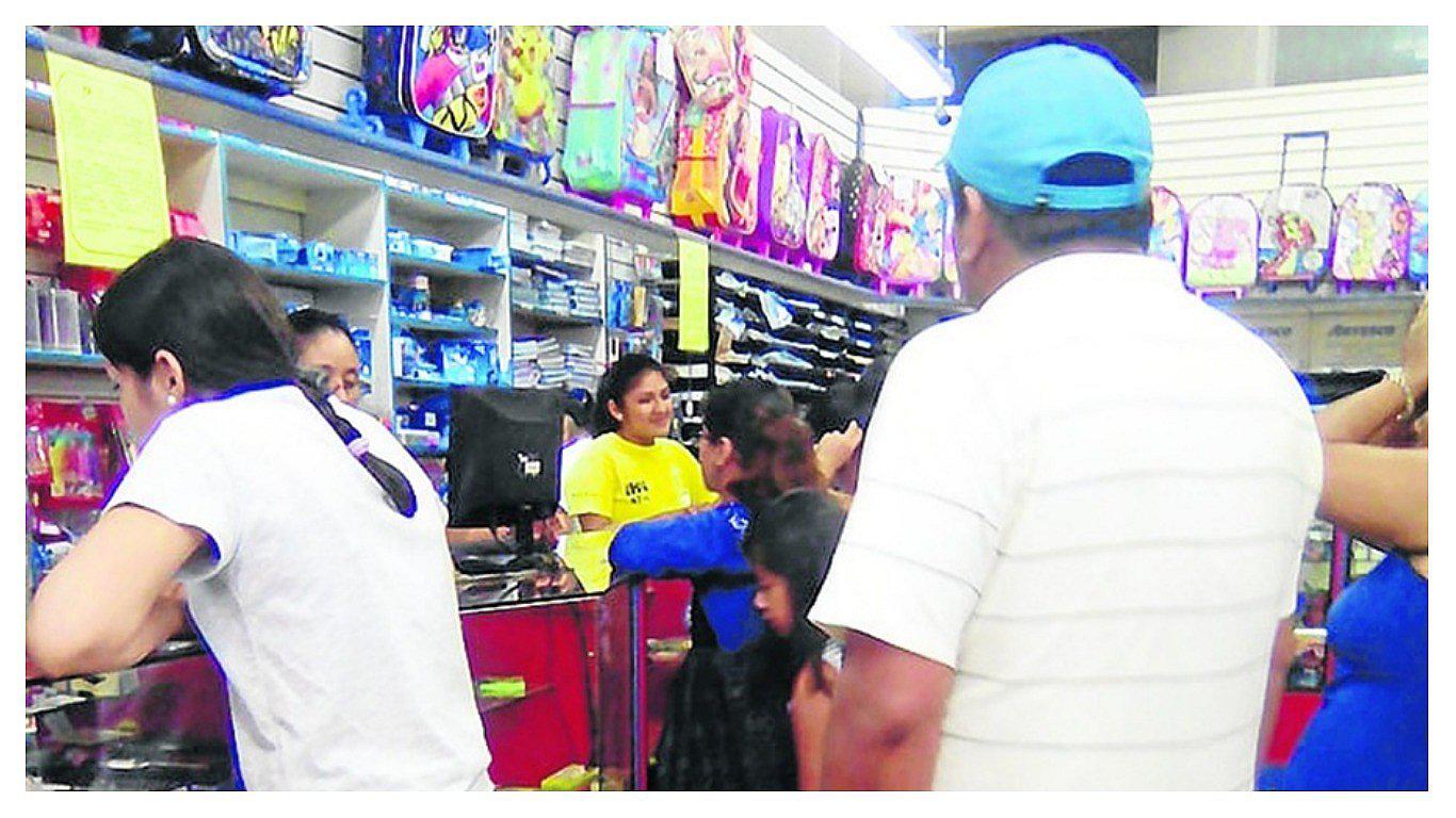 Las listas de útiles y otros artículos escolares llegan a los 1,500 soles