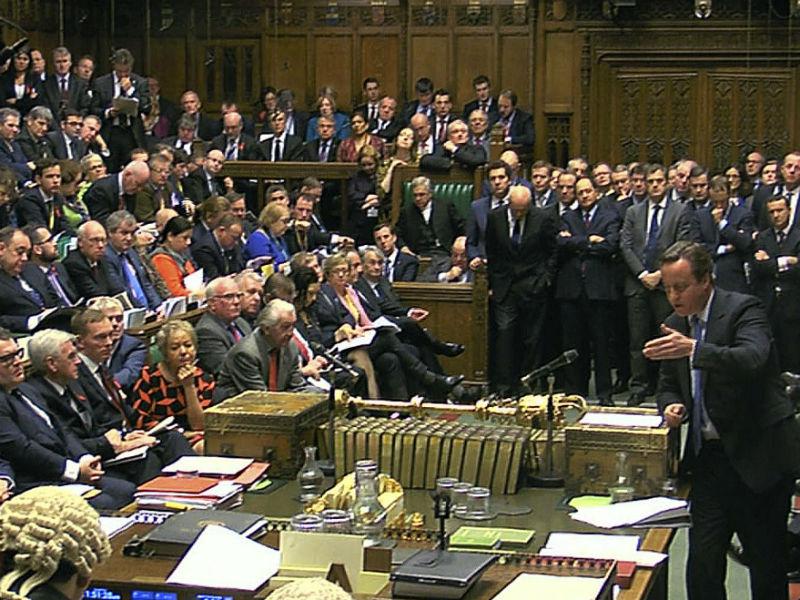 Reino Unido aprobó bombardear al Estado Islámico en Siria