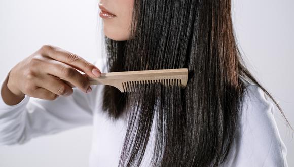 Recupera el aspecto saludable de tu cabello con estos trucos y consejos de expertos. (Foto: Canva)