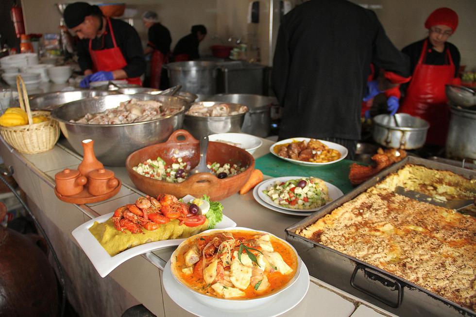 Ruta de las Picanteras: La Dorita cautiva a los clientes con los camarones