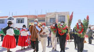 Entregan modernos equipos a productores de la zona sur de Puno