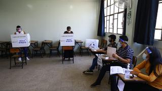 Más de mil personeros de mesa y de local de votación capacitó la ONPE