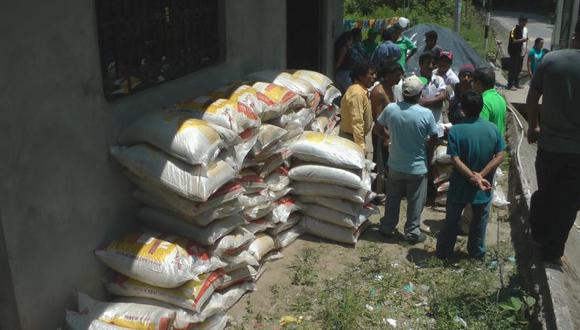 GRH entrega 3 mil kits a campesinos para combatir roya 