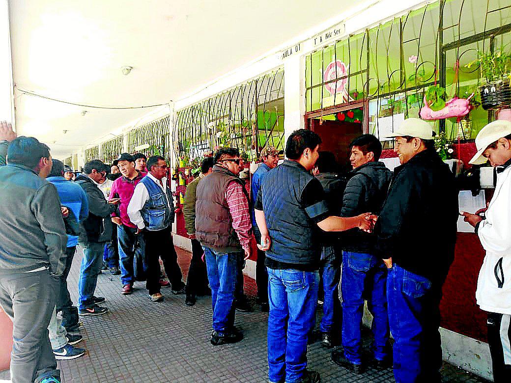 Jesús Beltrán Castañón fue elegido como Decano del Colegio de Ingenieros Puno