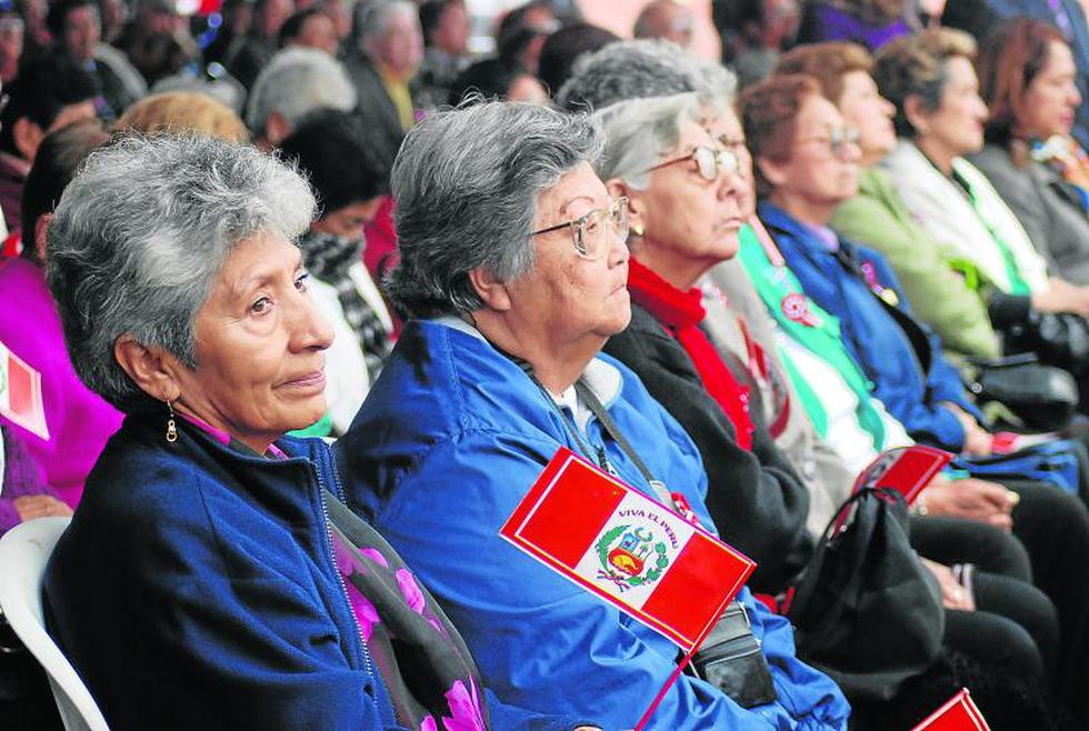 Esperanza de vida de peruanos sube a 83 años