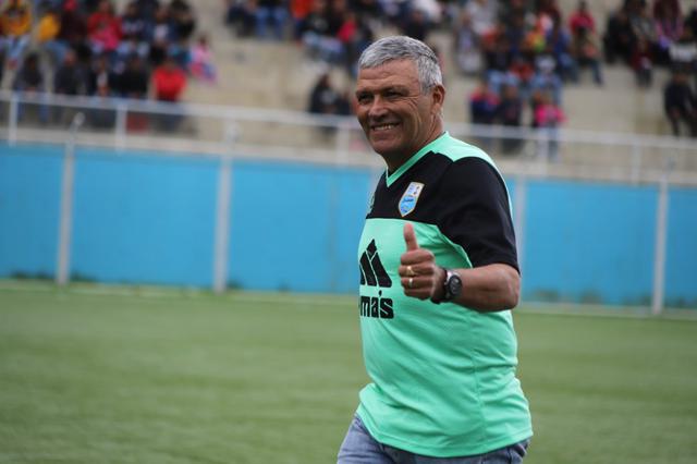 Deportivo Llacuabamba presentó a sus fichajes.