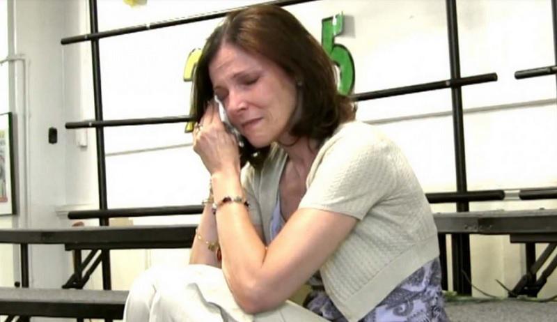 ​YouTube: Le diagnosticaron cáncer y sus alumnos le dan emotiva sorpresa (VIDEO)