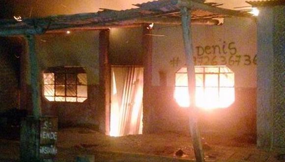 Tumbes: Familia queda en la calle tras incendio de su vivienda 