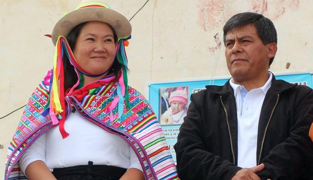 Elecciones 2016: Keiko Fujimori promete regalar tractores en Apurímac