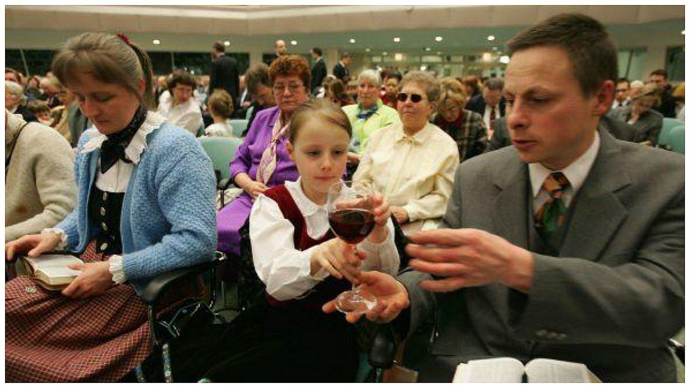 ¿Por qué Rusia suspendió la actividad de los Testigos de Jehová en todo su territorio?