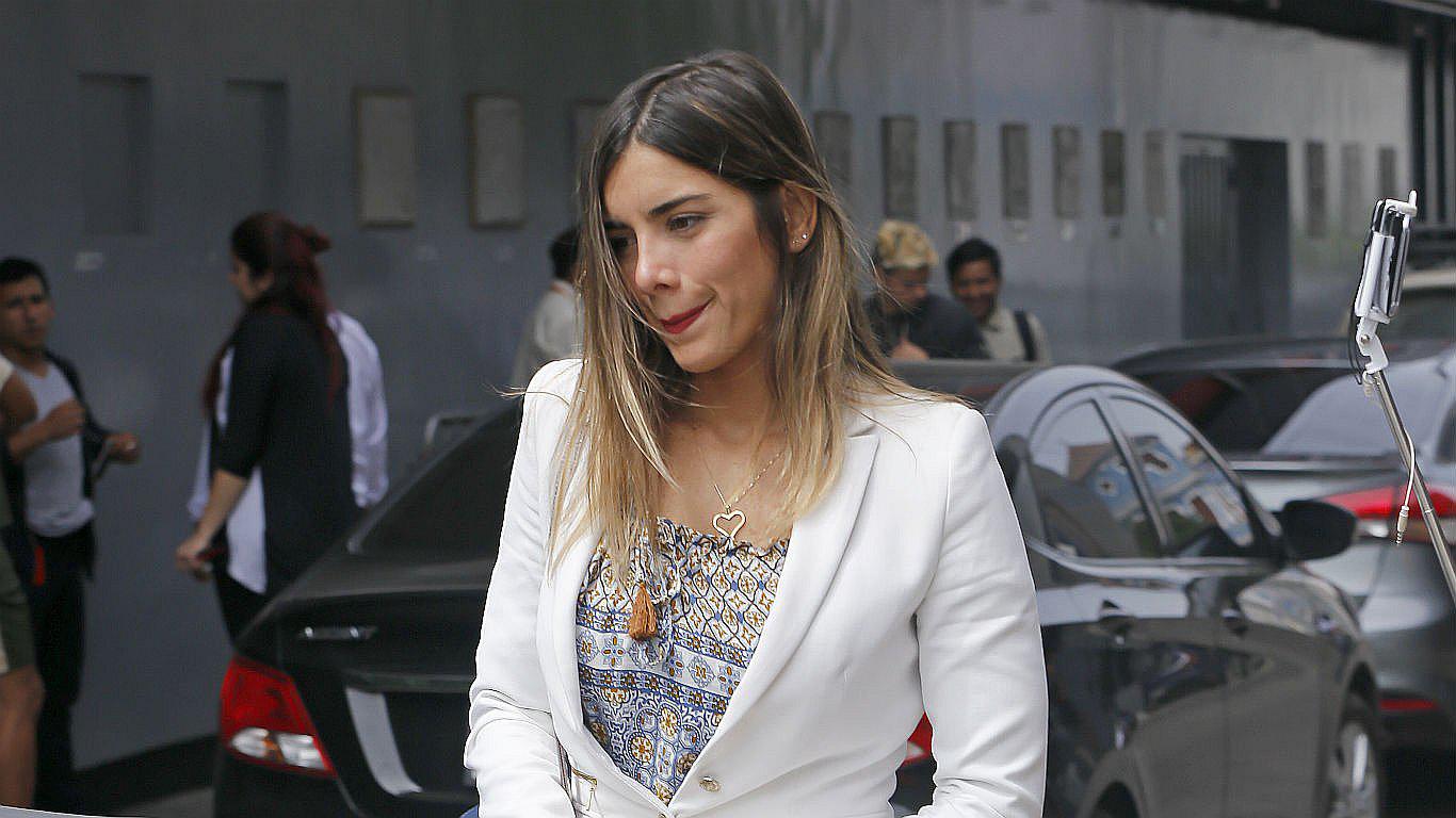 Korina Rivadeneira salió llorando tras reunión con directivos de canal