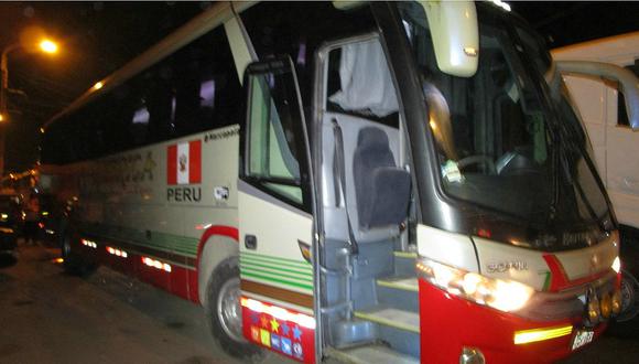 Cinco delincuentes asaltan ómnibus con 50 pasajeros que partió de Chimbote a Lima