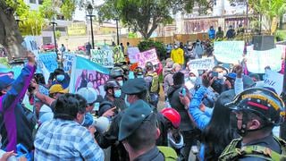 Protestas en audiencia de apelación de prisión preventiva para miembros de la Comunidad de Sechura