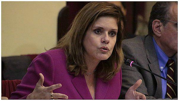 Mercedes Aráoz sobre Carlos Moreno: " Ese señor no puede regresar al Estado, se está aprovechando de la ley"