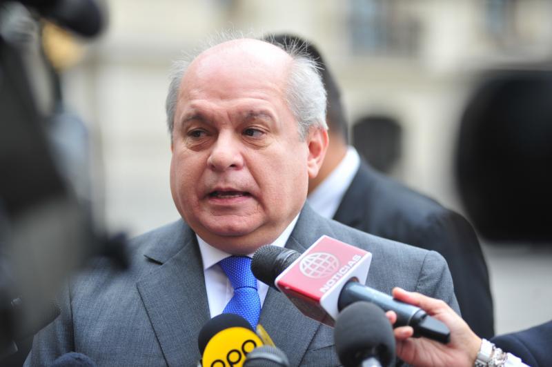 Cateriano dice que Gral. Moncada cometió un error tras pago de gasolina a Antauro