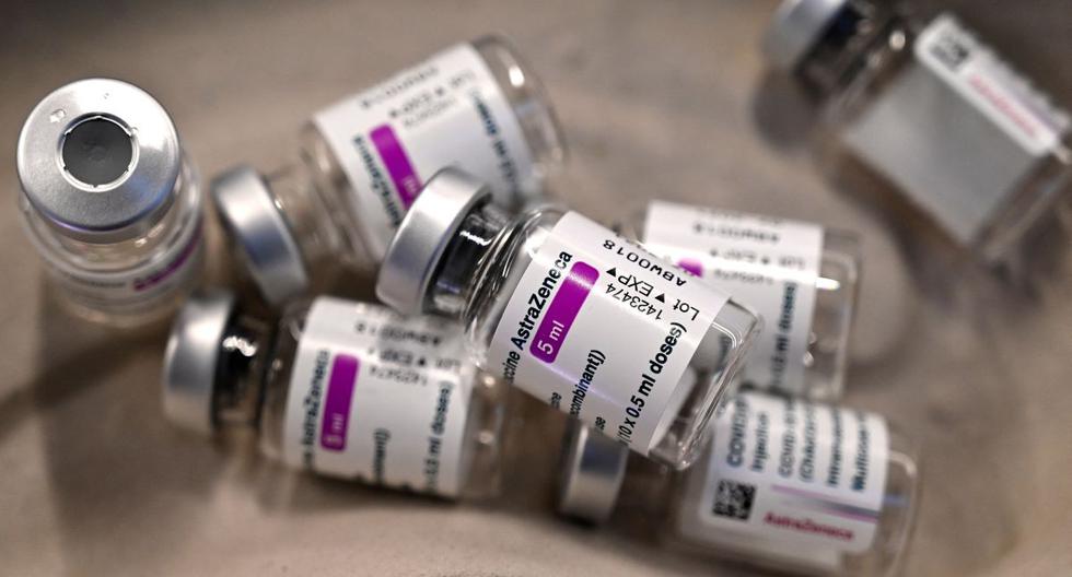 Imagen de la vacuna de AstraZeneca. (Foto: GABRIEL BOUYS / AFP).