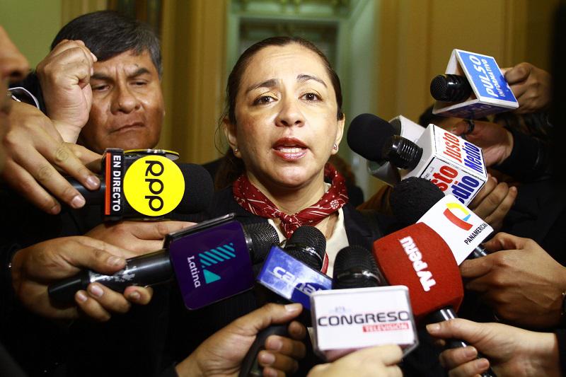 ​ Marisol Espinoza sobre invitación de César Acuña: Colectivos tomarán la decisión