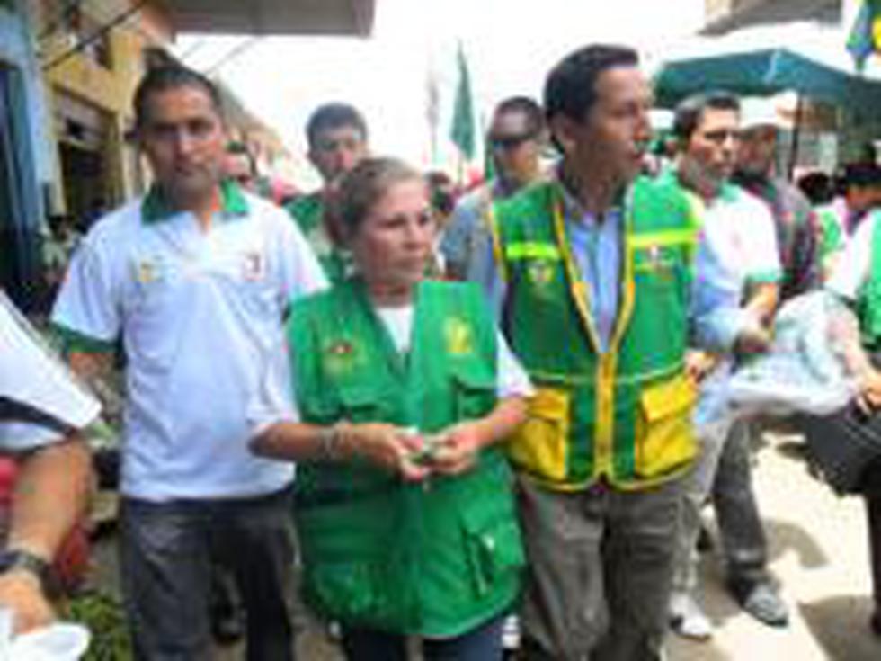 Chiclayo: Margarita Toledo entra en campaña para apoyar a su hermano